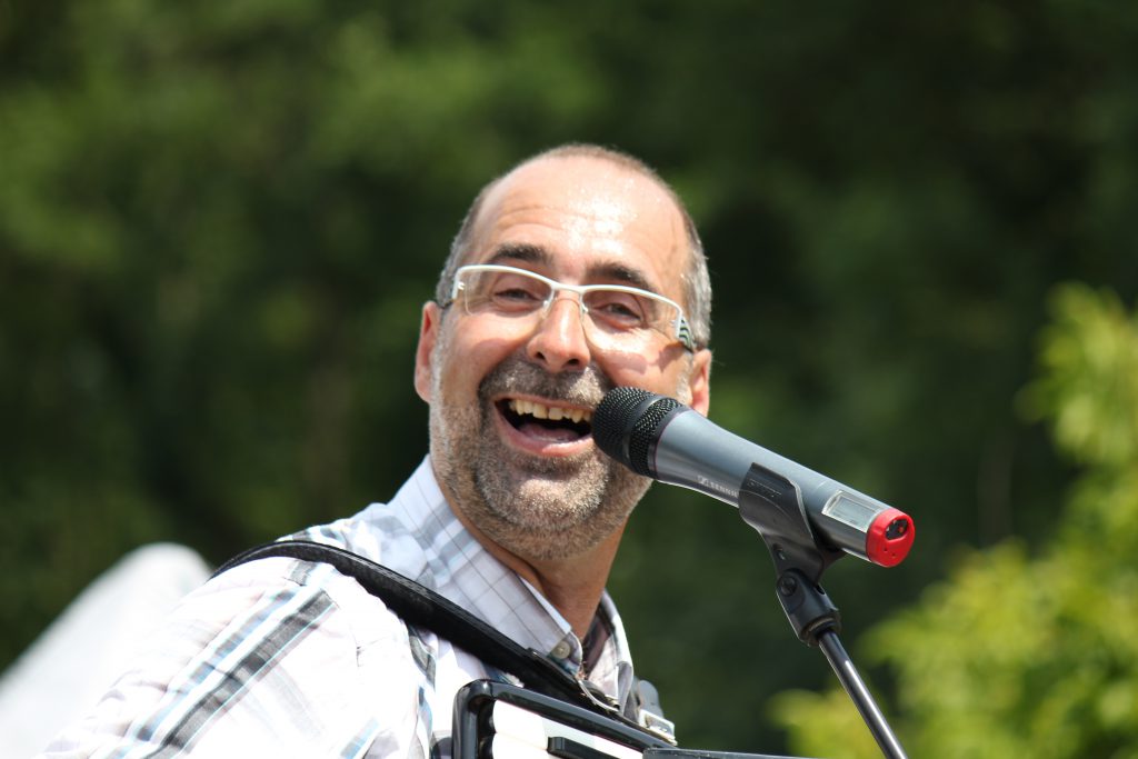 https://bernhard-bitterwolf.de/wp-content/uploads/2019/04/BernhardBitterwolf0711-e1556356457386-1024x683.jpg
